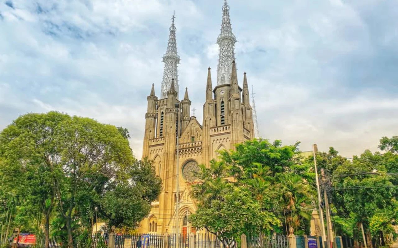 cathedral_church_01